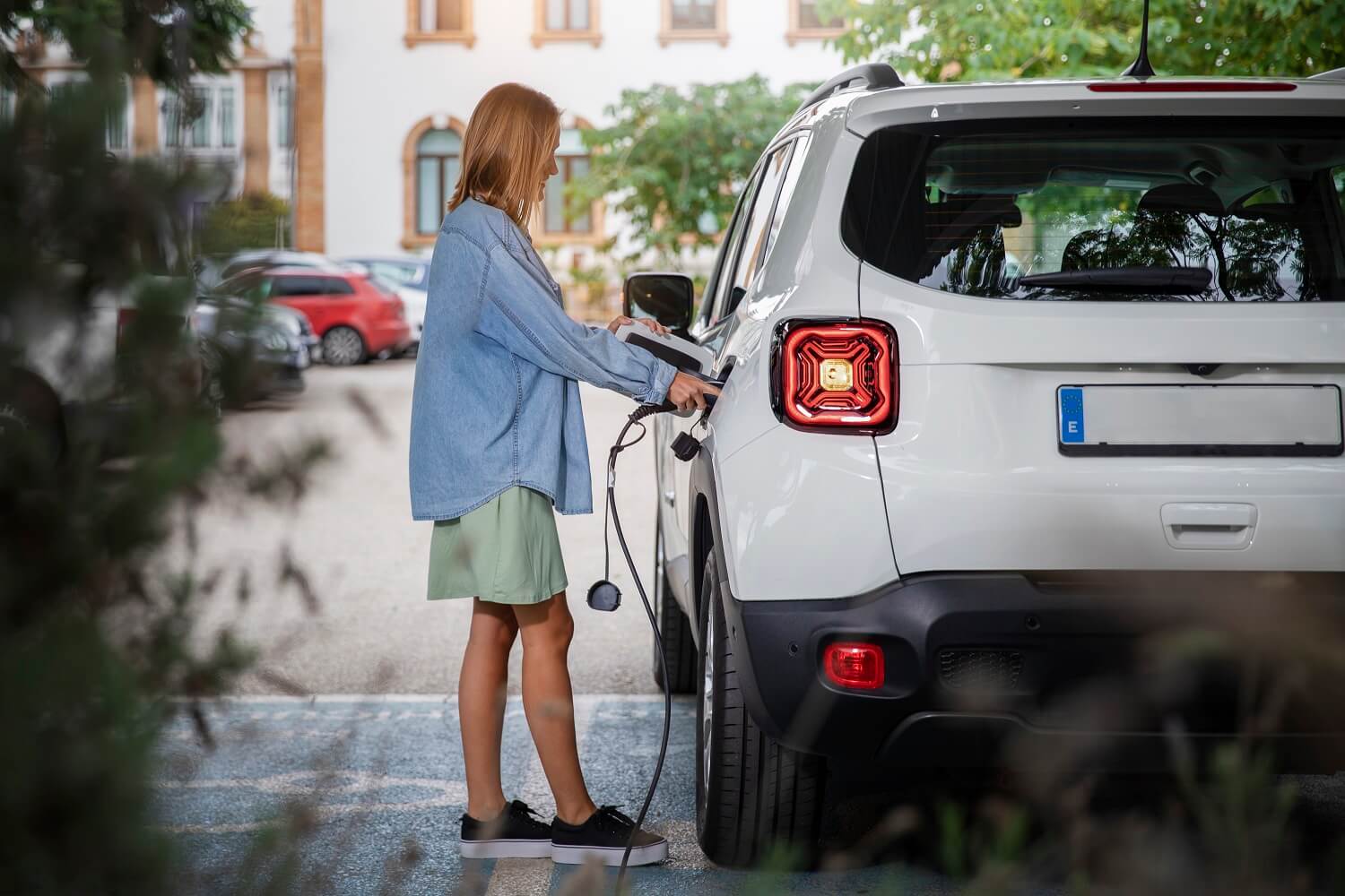 PUNTOS-DE-RECARGA-MOVILIDAD-ELÉCTRICA-VERNE-GROUP